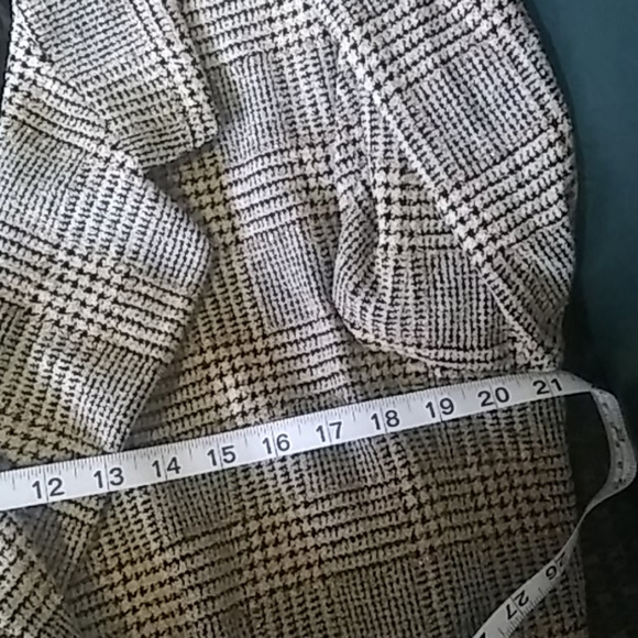 SOLD. Escada Vintage Jacket - Picture 8 of 14